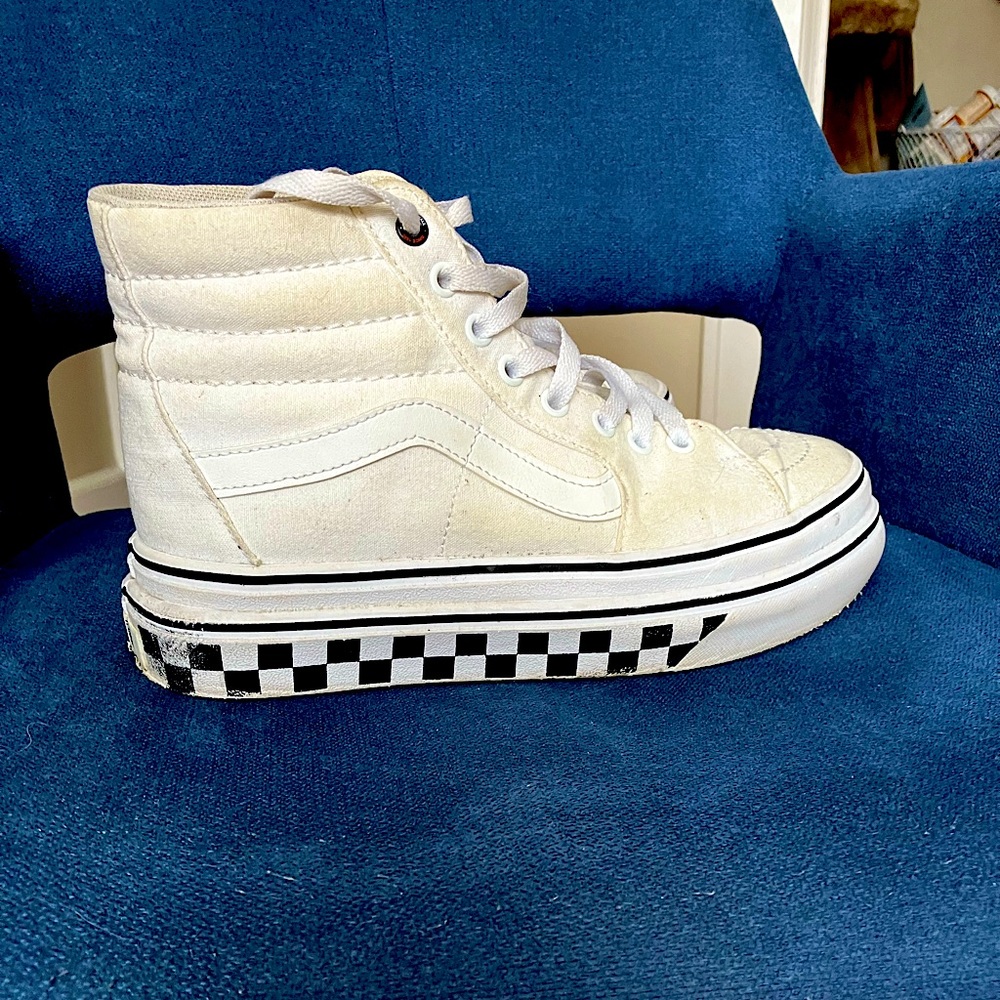 Platform Vans high tops with checkered soles 🏁
